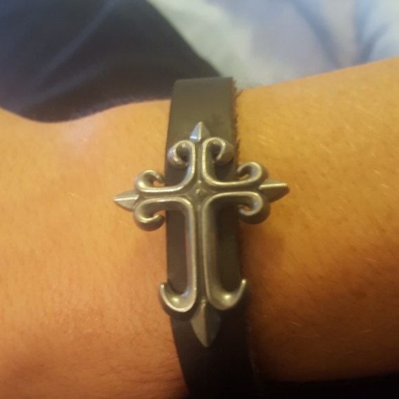 Bracelet - Picture 3 of 3